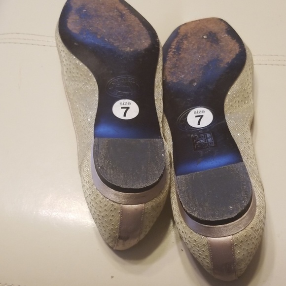 Gold Mesh - Picture 4 of 4